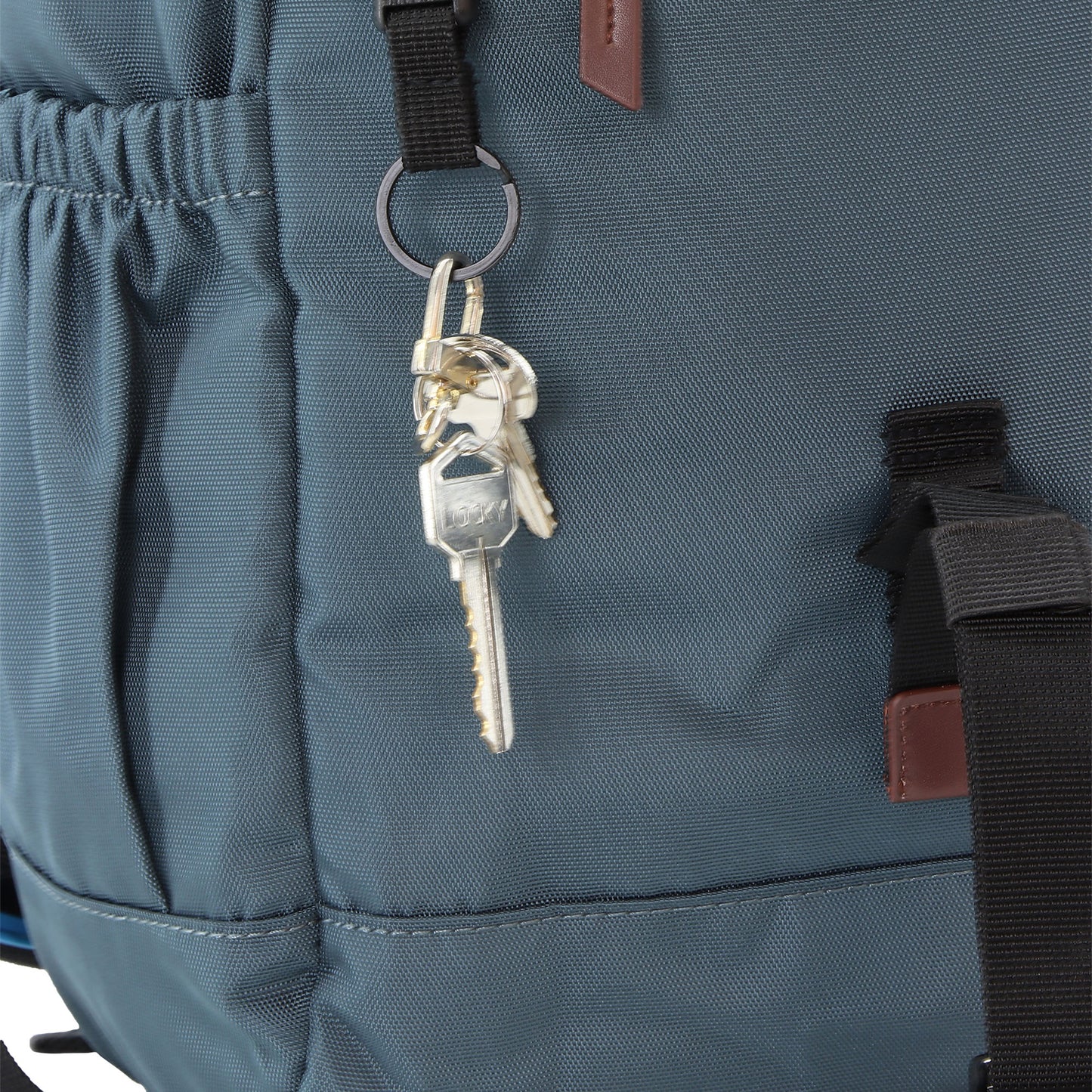 Mochila viaje ICON Discovery RPET 25L para Notebook 15”