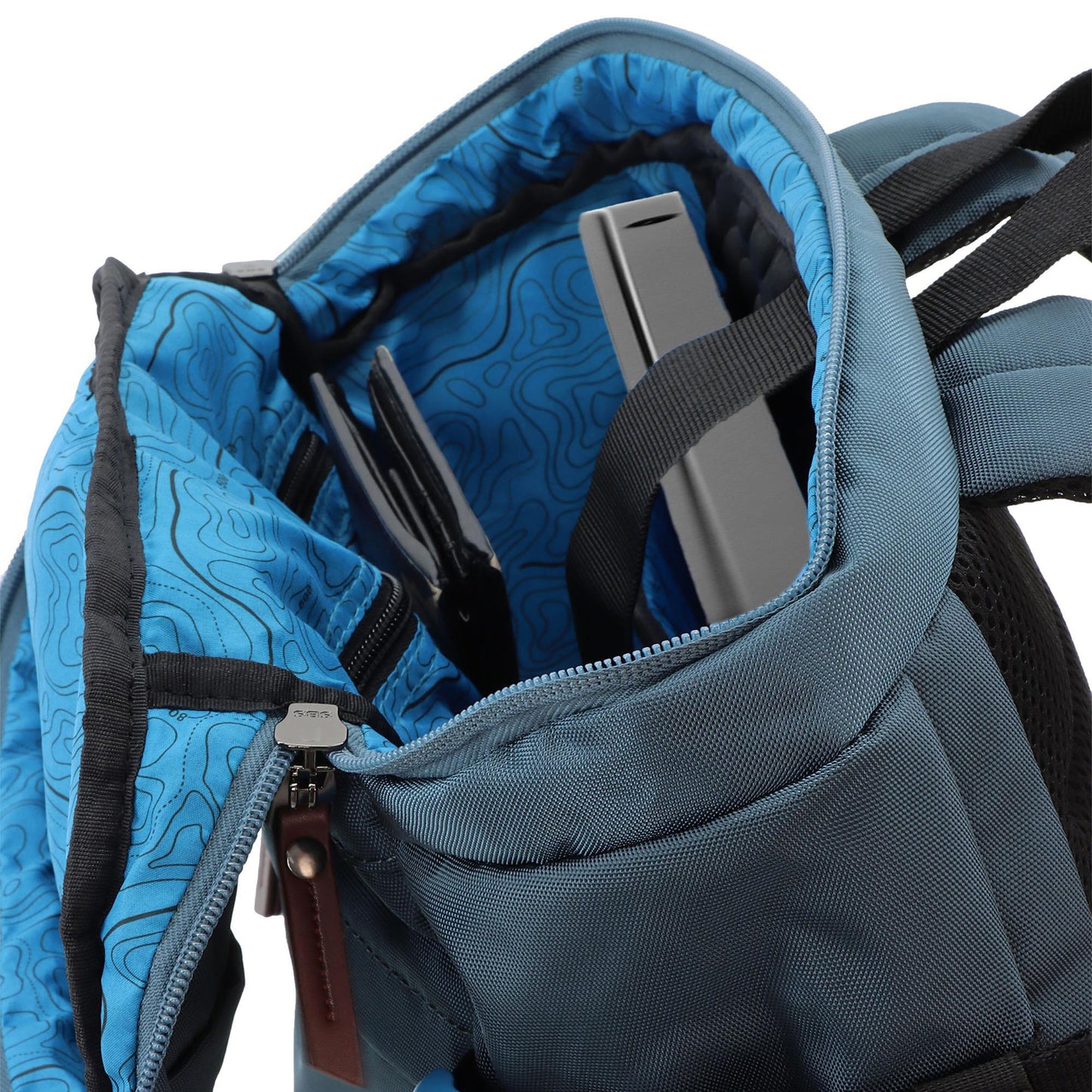 Mochila viaje ICON Discovery RPET 25L para Notebook 15”